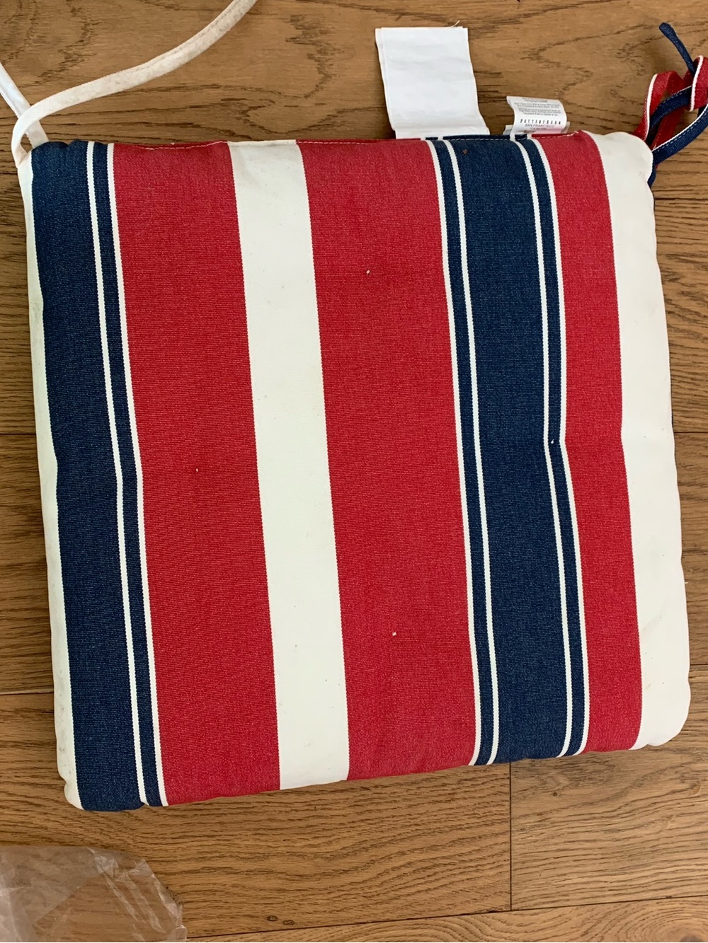 Pottery Barn Set of 6 Red, White & Navy Striped Seat Dining Cushions - Picture 10 of 14